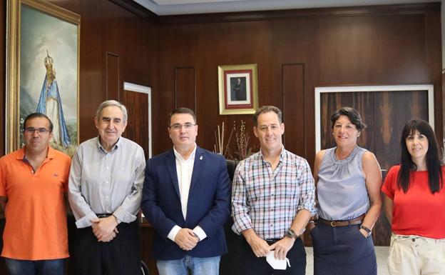 El Ayuntamiento de Andújar y Cruz Roja Jaén refrendan su apuesta por el empleo