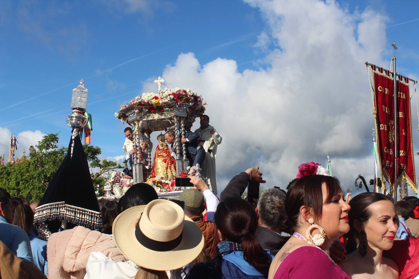 Romería de la Virgen de la Cabeza, el último domingo de abril. /JOSÉ CARLOS GONZÁLEZ