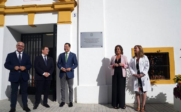 Juanma Moreno inaugura la rehabilitación integral del Antiguo Hospital Municipal de Andújar