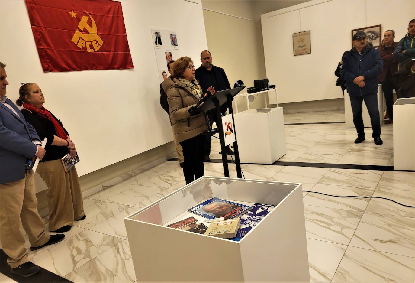 Una muestra recorre los 100 años del Partido Comunista en España y la ciudad
