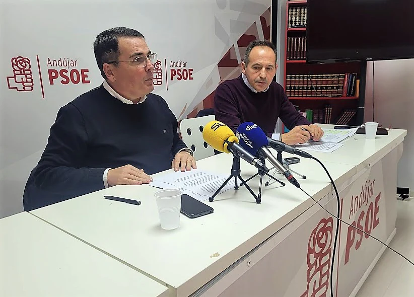 El PSOE glosa los 'engaños' del Gobierno de la Junta de Andalucía con la zona
