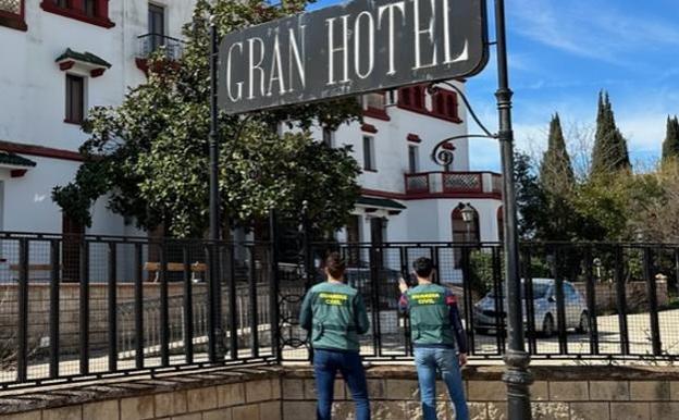 La Guardia Civil de Andújar detiene al presunto autor de un delito de robo con fuerza en el Hotel-balneario de Marmolejo