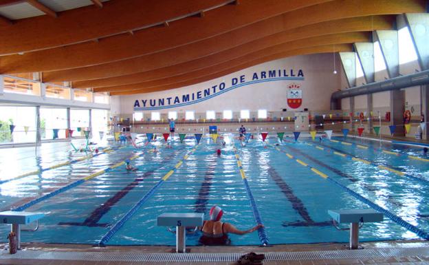 El Ayuntamiento de Armilla afirma que la piscina municipal es totalmente segura