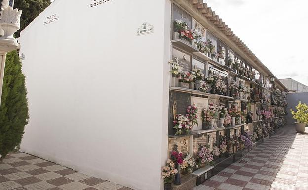 El cementerio de Armilla es ampliado con nuevos nichos, 'Jardín de las Cenizas' y panteones