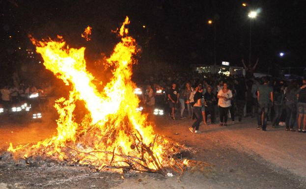 La Fuente de San Juan se convierte en un lugar mágico