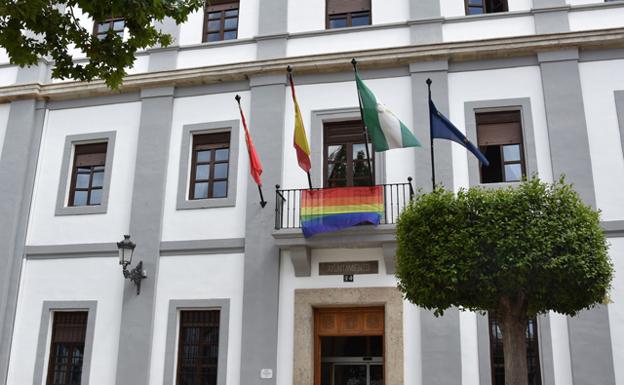 Baza instalará dos puntos de información y orientación sexual y de género específicos para el colectivo LGBT