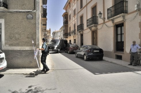 «Algo ha debido de pasarle, porque lo que ha sucedido es impensable en este matrimonio»