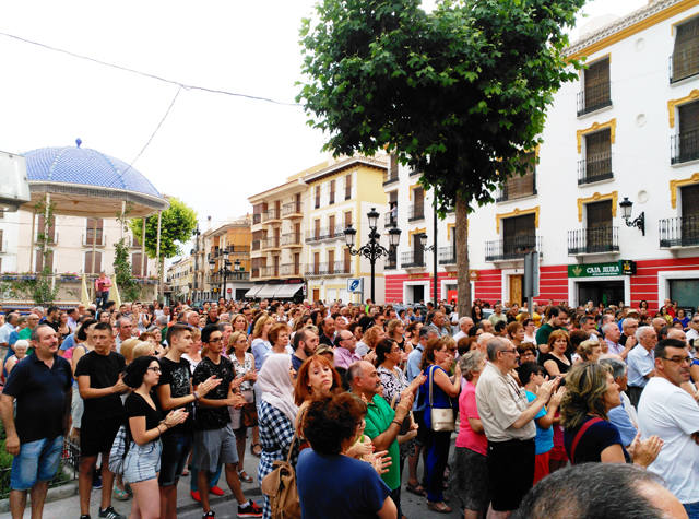 Huéscar se manifiesta contra la violencia de género