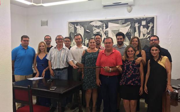 El socialista Juan José Pérez sustituye a Antonio González al frente de la alcaldía de Zújar