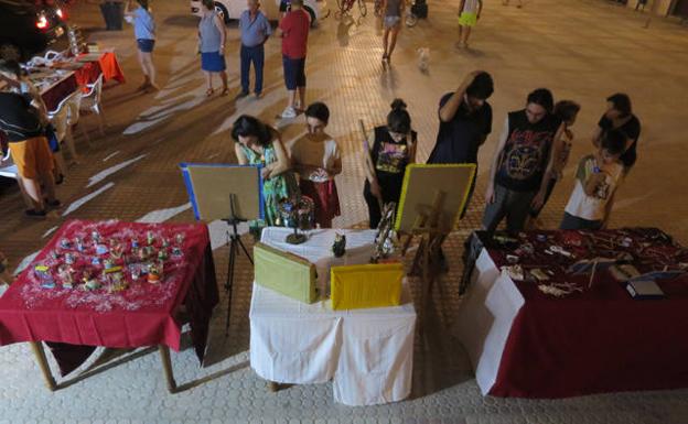 La Asociación ZACHA organiza un encuentro de coleccionistas locales