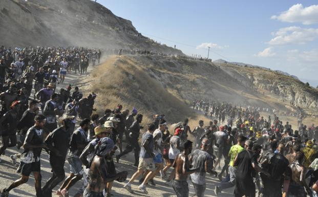Nuevo fracaso del Cascamorras en la carrera más vigilada de la historia