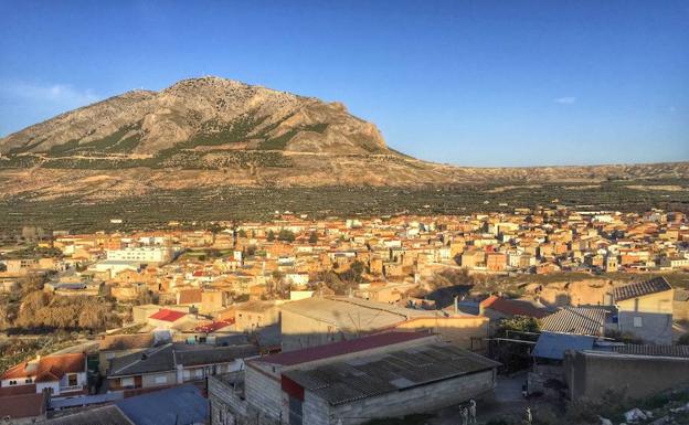 Un parapentista resulta herido tras sufrir una caída en la zona del Cerro Jabalcón en Zújar