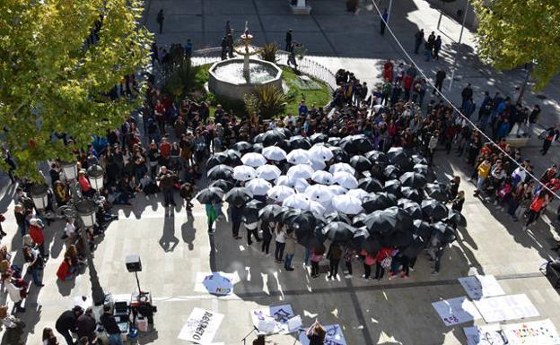 Frente a la violencia de género, Baza no es cómplice