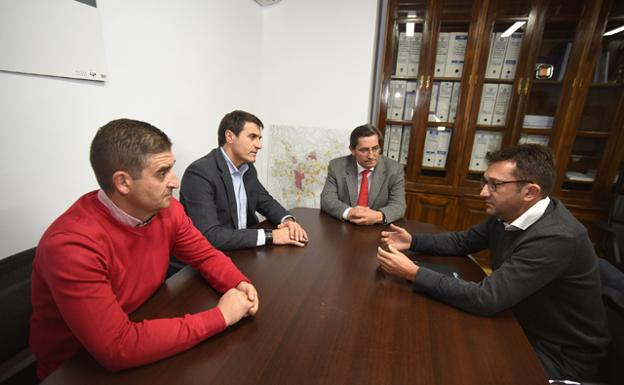Entrena alerta de la fuga de inversiones por la exclusión del plan energético nacional de la línea eléctrica Caparacena-Baza- La Ribina