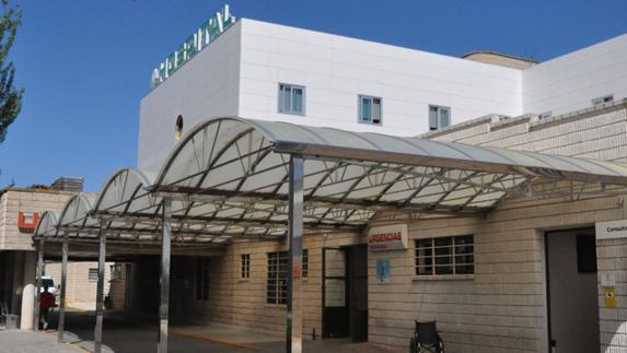 Muere un bebé de seis meses en Baza tras atragantarse con una bola de plástico