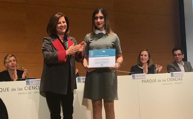 Paula González, obtiene el primer del certamen `HazTICenTuFuturo´