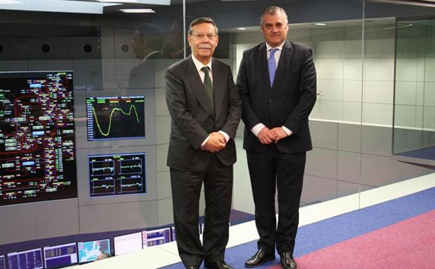 La Junta plantea al Gobierno la construcción en dos fases del eje eléctrico La Ribina-Baza-Caparacena