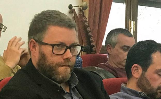 IU Baza sigue apostando por la gestión pública del servicio de ayuda a domicilio