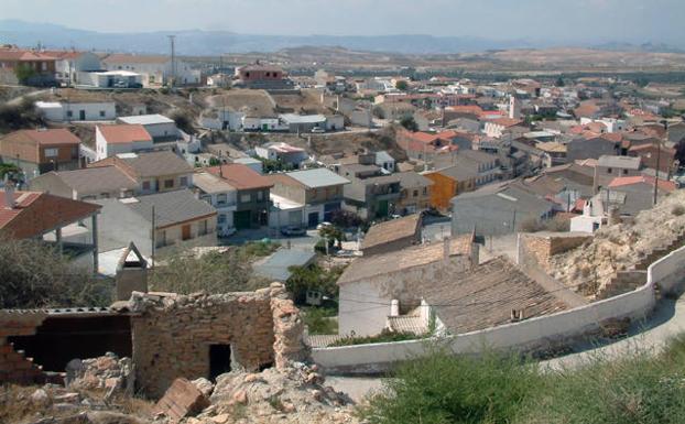 Firmas contra los continuos cortes de electricidad en Cuevas del Campo