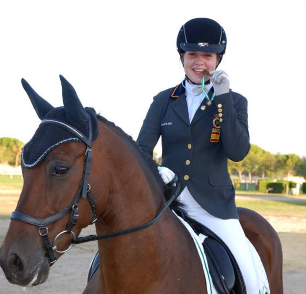 Clara Muñoz y Melitón Briñas mejores deportistas bastetanos del 2017