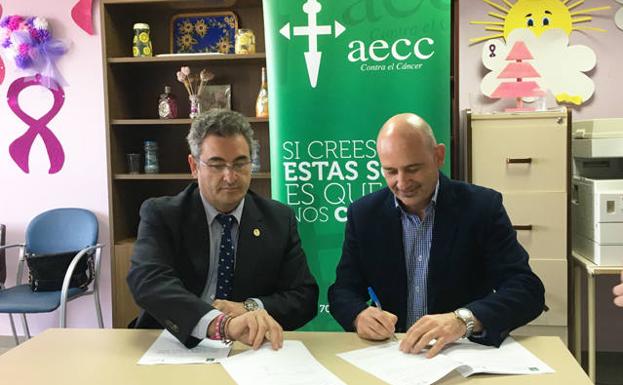 El Área de Gestión Sanitaria Nordeste de Granada y la Asociación Española Contra el Cáncer firman un convenio de colaboración