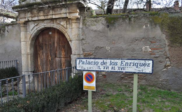 El PP exige la rehabilitación del Palacio de los Enríquez