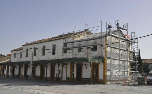 Taller de empleo para rehabilitar parte del edificio de la estación del ferrocarril