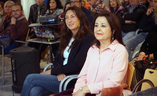 Loles López defiende en Baza que «el PP es el partido del municipalismo»