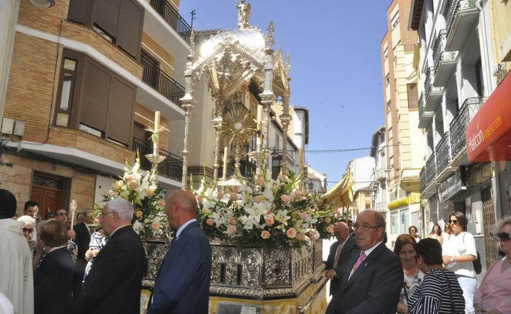 Baza celebra el Corpus Christi