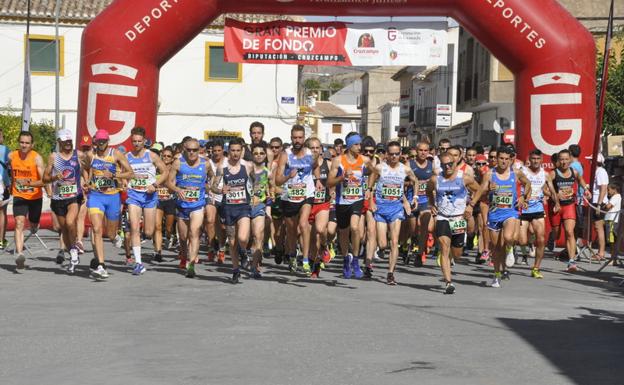 Manuel Santiago Molina y Jéssica Petersson ganadores de la tórrida carrera de Huéscar