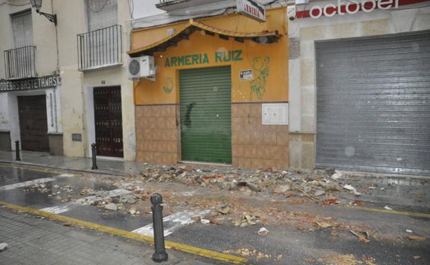 Se prohíbe el consumo de agua potable en el centro de Baza a consecuencia del temporal