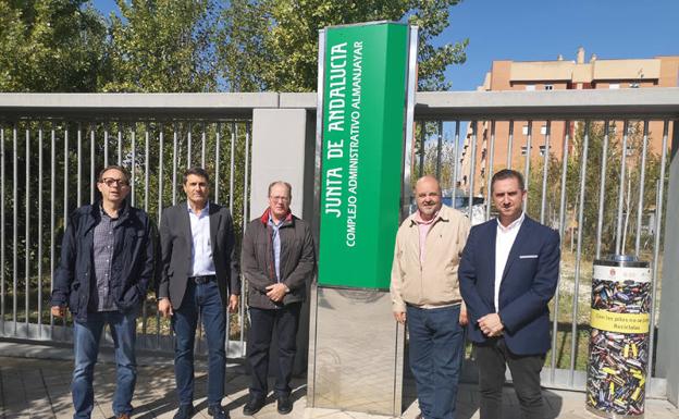 La Junta descarta el puente del ejército y se compromete a estudiar un paso alternativo que reconecte la A-4200