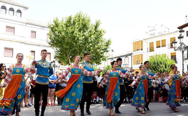El Ayuntamiento destina 3.000 euros a la organización del Festival Internacional de Folclore