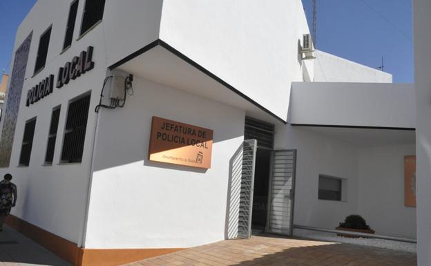 Detenidas siete personas cuando estaban robando en una casa en Baza