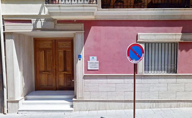 El Ayuntamiento de Baza pide a la Junta que no quite la oficina liquidadora de la consejería de Hacienda