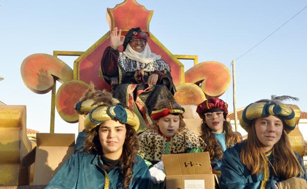 La Cabalgata de Reyes recorrerá Baza llenando de música e ilusión las calles de la ciudad