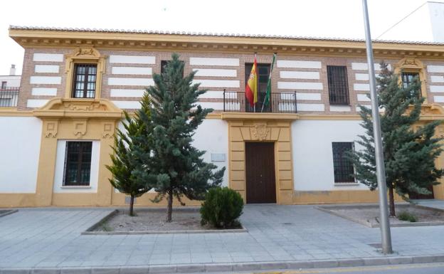 Cuatro detenciones en Baza dentro de la operación contra la venta de fármacos ilegales