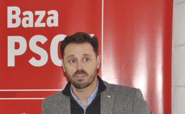 El PSOE denuncia la «inoperancia» de la Junta por el corte «récord» de la A-92, tras los efectos del último temporal