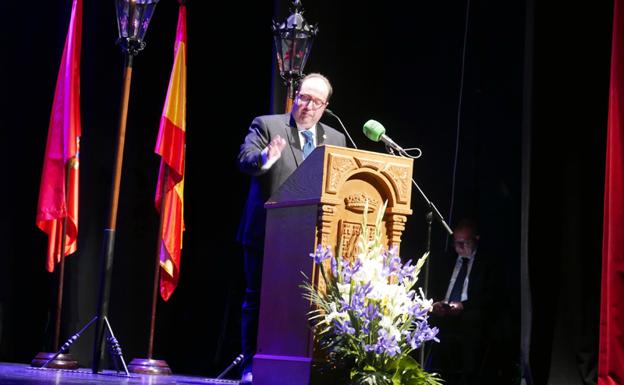 Conferencia de Juan Antonio Díaz sobre la Historia de la Cofradía del Silencio