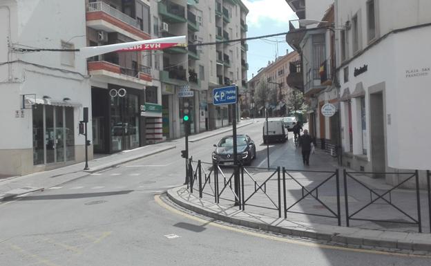 La Policía Local establece controles en los accesos a Baza