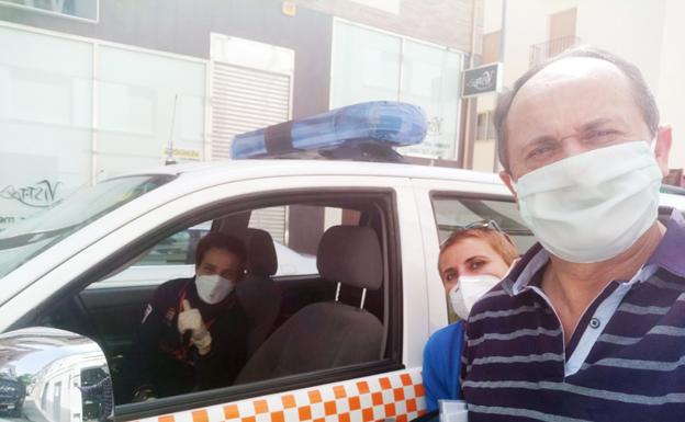 El IES José de Mora de Baza distribuye sus ordenadores portátiles entre el alumnado