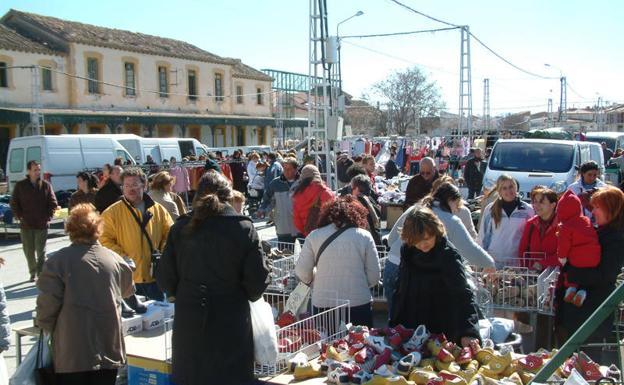 El mercado semanal de Baza continuará sin celebrase