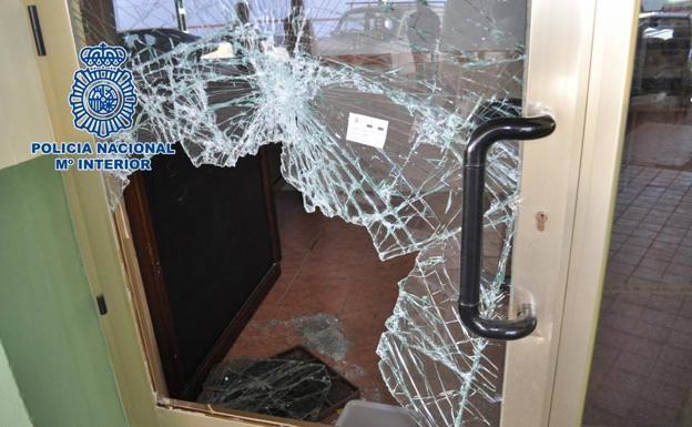 La Policía Nacional detiene a un activo ladrón como presunto autor de un robo en un bar de la localidad de Baza