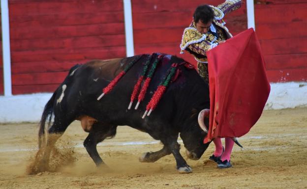 Baza reivindica a lo grande el toreo