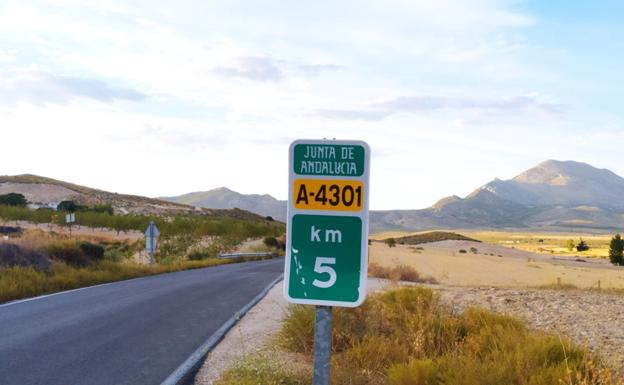 El PSOE de Huéscar pide el arreglo de la carretera A-4301 hasta Santiago de la Espada