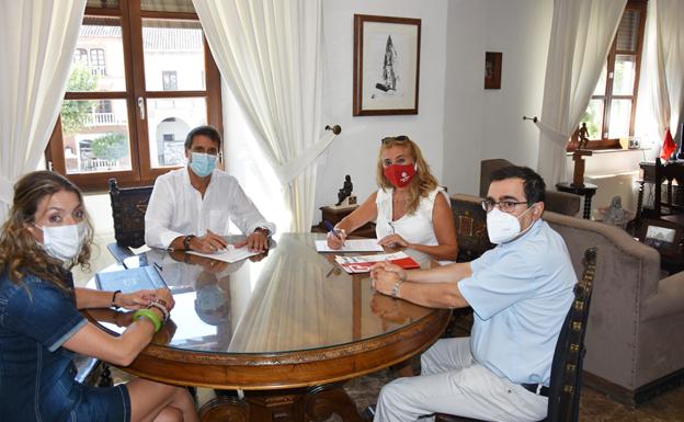 El Ayuntamiento aumenta la ayuda a Cáritas Baza
