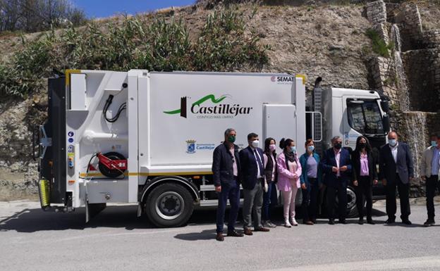 Castillejar y Cortes de Baza estrenan camiones para la recogida de residuos