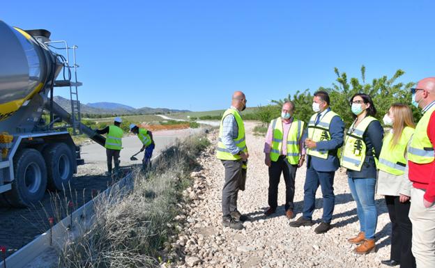 La Junta vuelve a acondicionar un tramo del Camino Real de Lorca en Baza