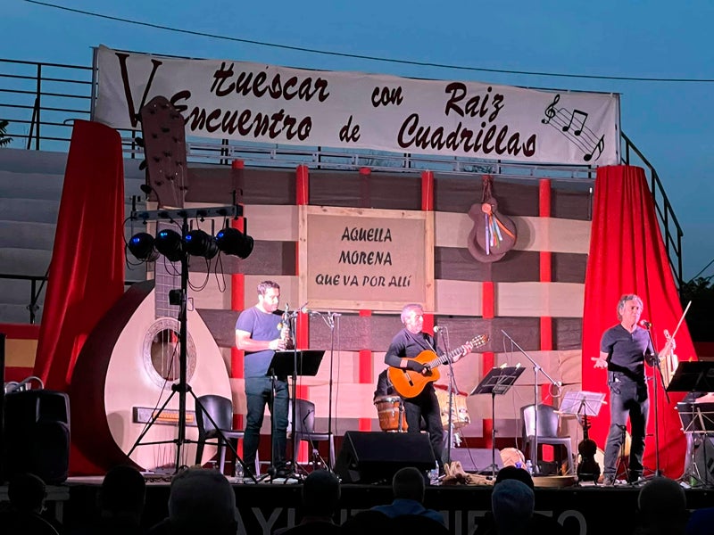 El Grupo Lombarda abre el encuentro de cuadrillas 'Huescar con raíz'