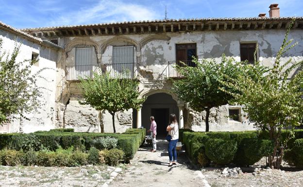 Intervención de urgencia en el Palacio de los Enríquez para tratar las humedades